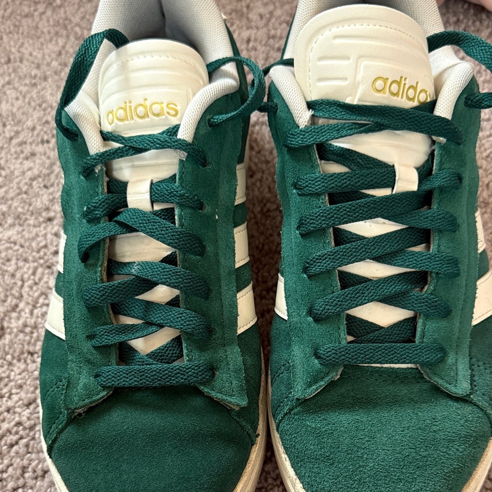 Adidas Women’s Forest Green and Cream Sneakers - Picture 6 of 9